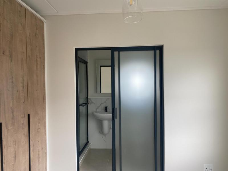 To Let 2 Bedroom Property for Rent in Richwood Western Cape